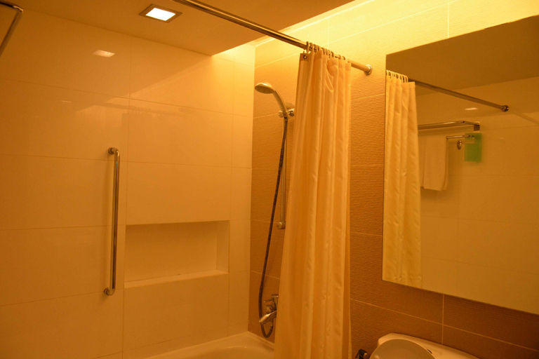 Bathroom 20