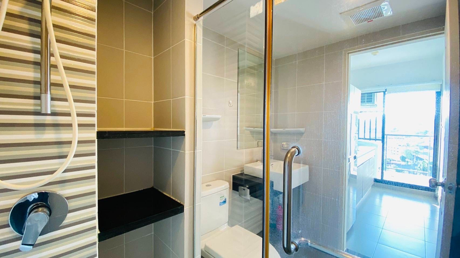 Bathroom, Vista Old Town Phuket, Pulau Phuket