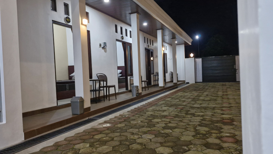 Exterior & Views 3, GG Guest House Syariah Salatiga, Salatiga