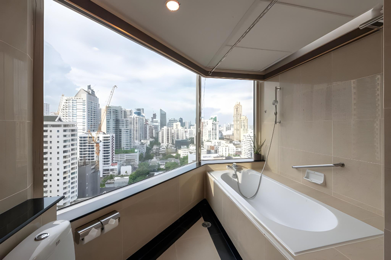 Bathroom 6