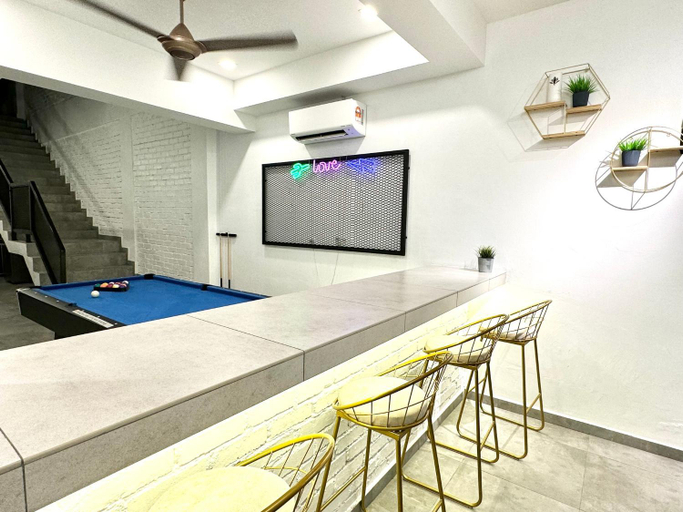Others 5, H&H 3 【Karaoke•Private Pool•BBQ•Steamboat•19 Pax】, Malacca City