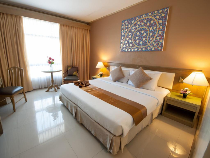 Bedroom 12