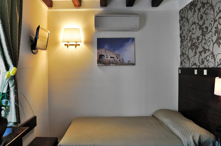 Bedroom 3, Al Casaletto Hotel, Roma
