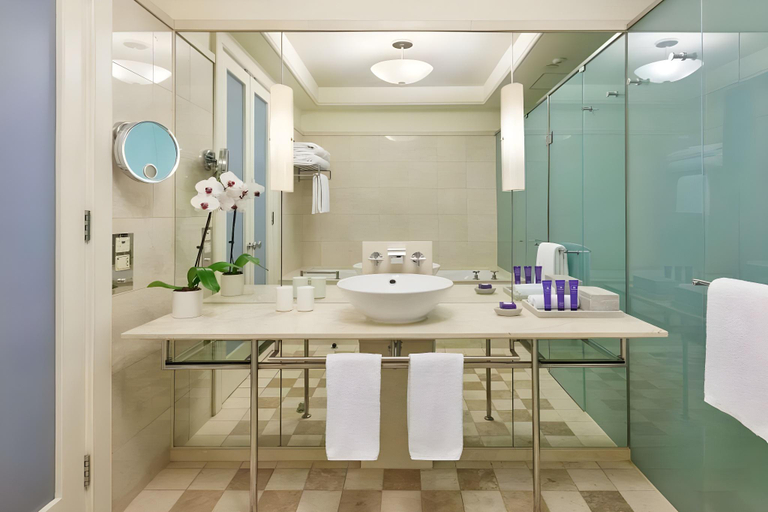 Bathroom 7