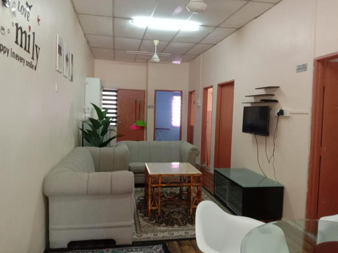 Shared lounge/TV area 3, Homestay Tok Abah, Perak Tengah