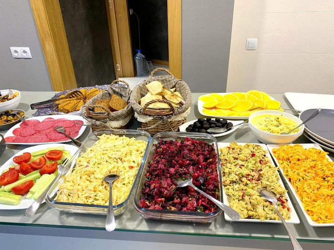 Food & Drinks 4, Apart Hotel Banovani, Tbilisi