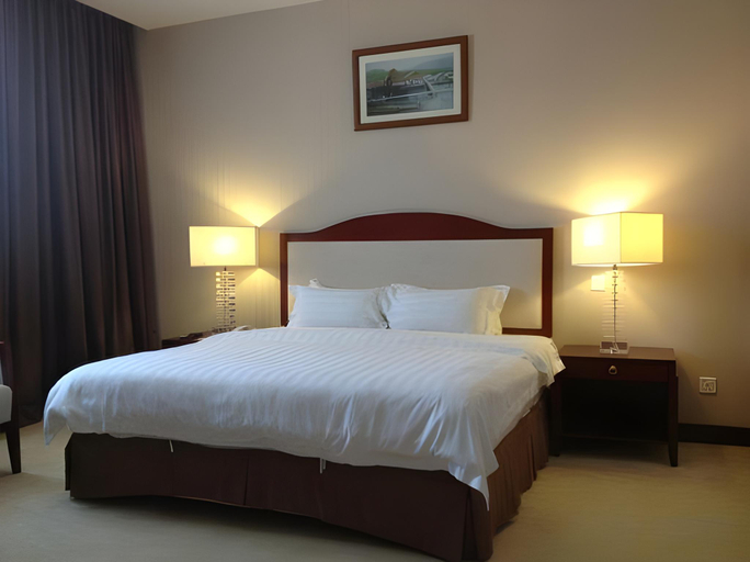 Bedroom 18