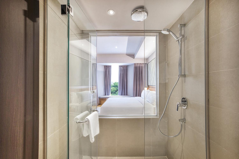 Bathroom 4