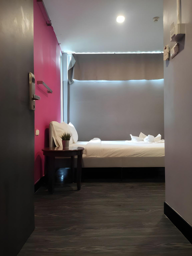 Bedroom 6