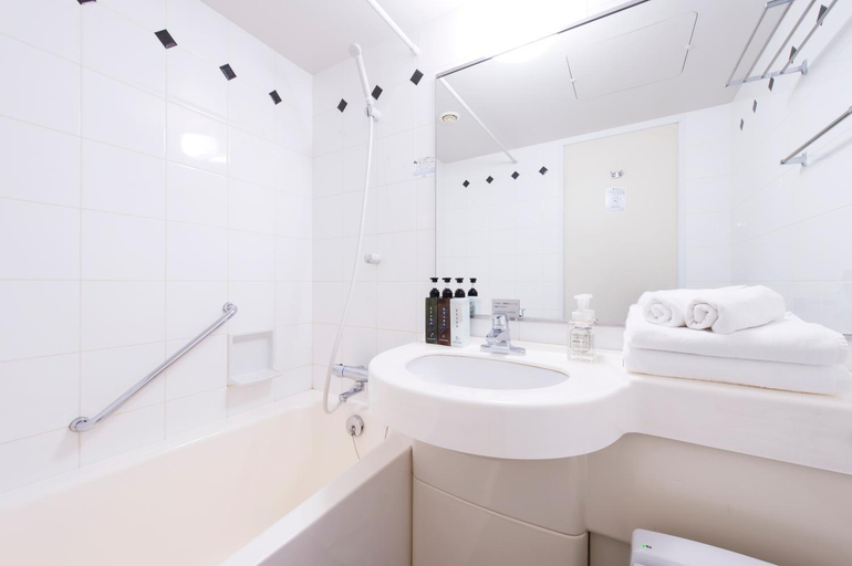 Bathroom 6