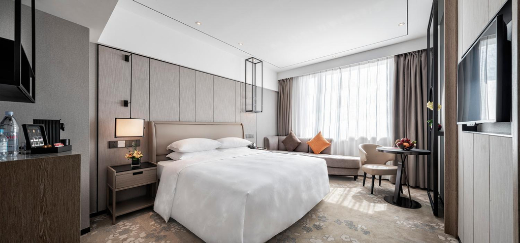 Bedroom 27