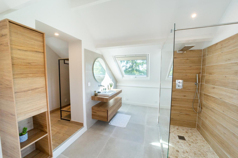 Bathroom 2, Les Etangs de la Bassée, Seine-et-Marne
