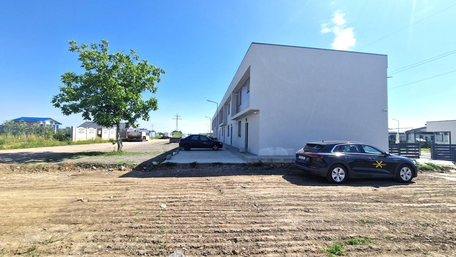 Others 3, X rent apartment, 1 Decembrie