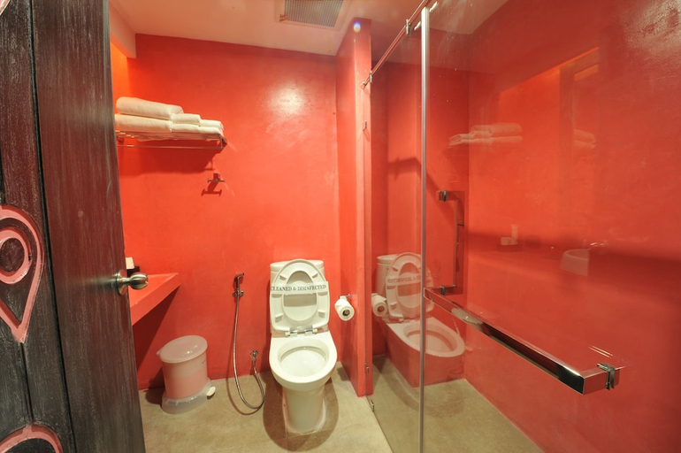 Bathroom 5, Eco Moment Beach Resort, Ban Laem