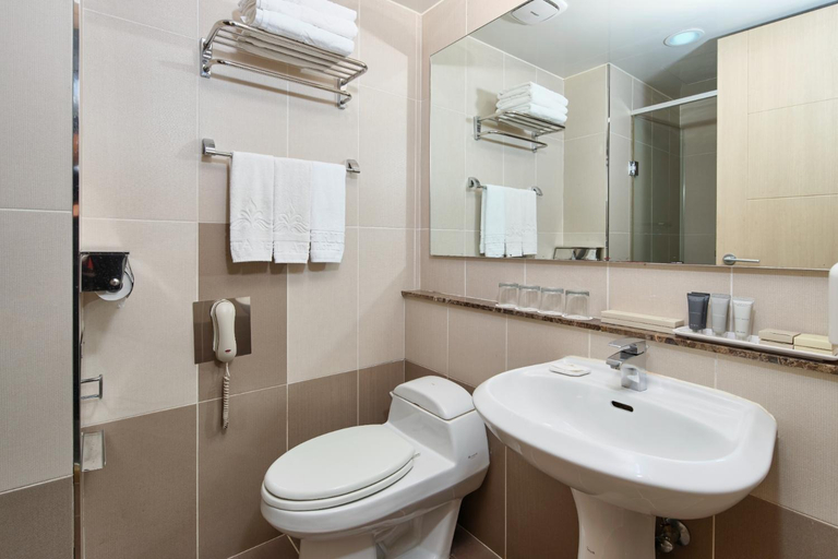 Bathroom 24