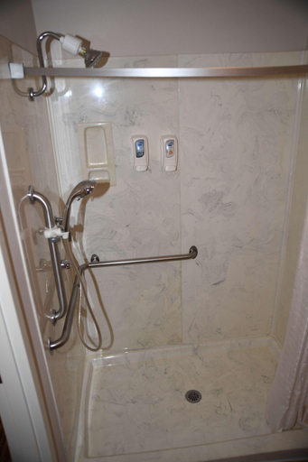 Bathroom 4, Best Western Okmulgee, Okmulgee