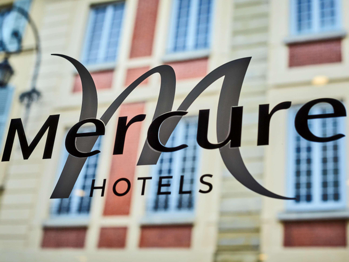 Exterior & Views 2, Mercure Versailles Chateau Hotel, Yvelines