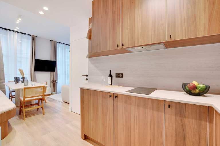Others 4, Elegant apartment with AC -2BR-6P- le Marais, Paris