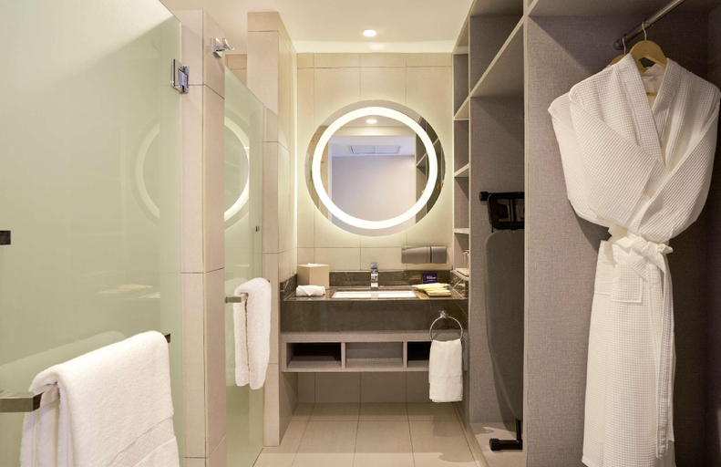 Bathroom 4