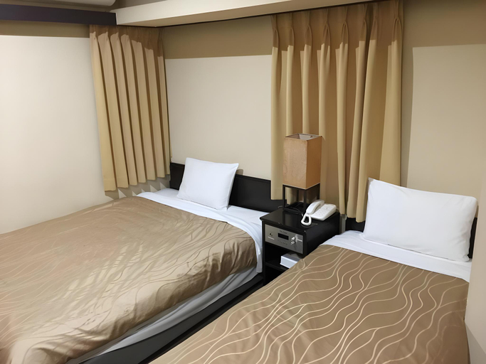 Bedroom 2, Nissei Hotel Fukuoka, Fukuoka