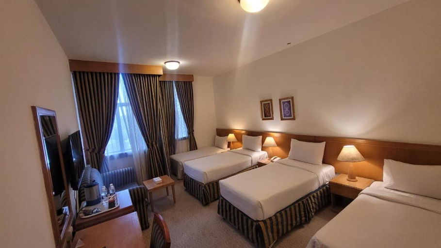 Bedroom 3, MANAZEL AJYAD HOTEL, Makkah