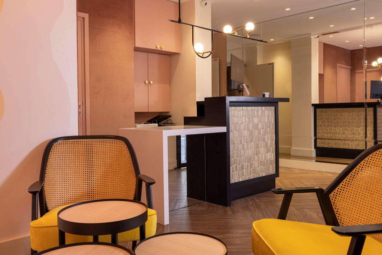 Public Area 3, Hotel Elysees 8, Paris