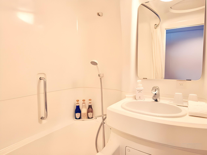 Bathroom 20