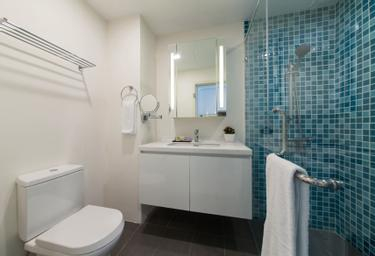 Bathroom 26