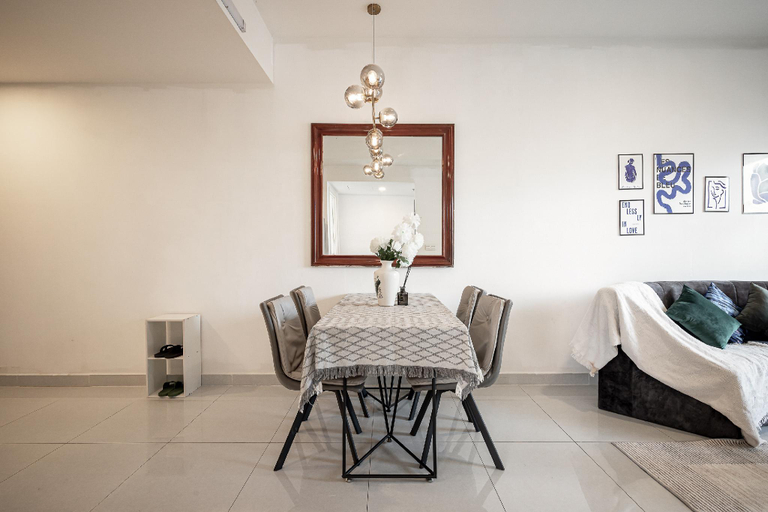 Others 5, SOHO RESIDENCE 5mins Bui Vien free pick up, District 1