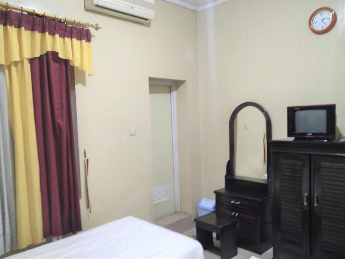 Bedroom 9