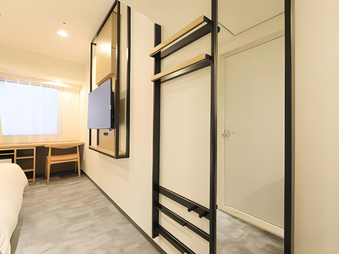 Bedroom 28