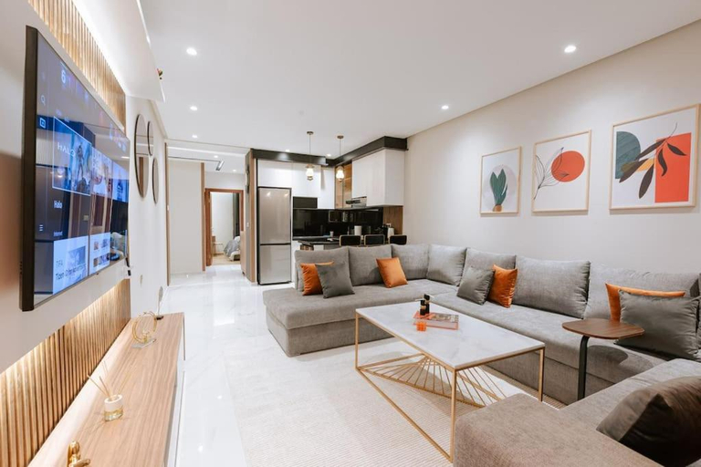 Others 5, Confort Royal et luxueux a cote de marina, Tanger-Assilah