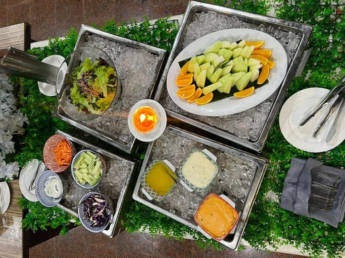 Food & Drinks 28