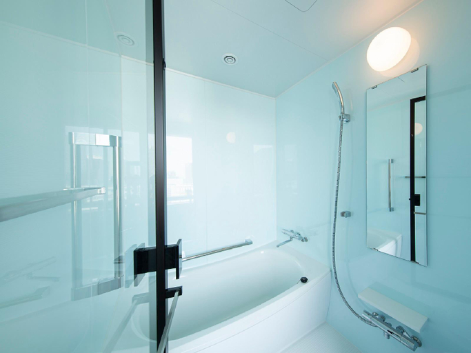 Bathroom 15