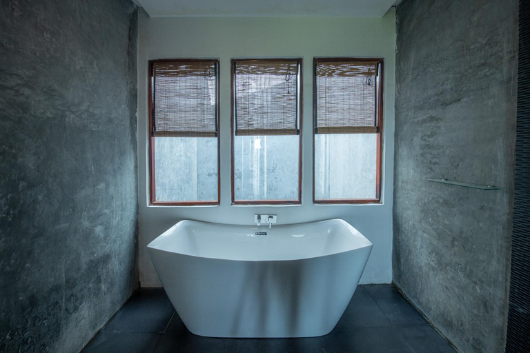 Bathroom 3, Ceylon Breeze Sigiriya, Dambulla