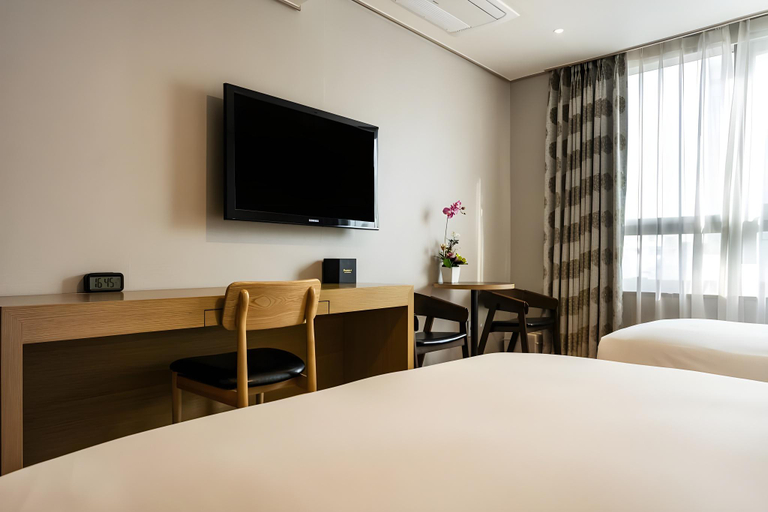 Bedroom 21