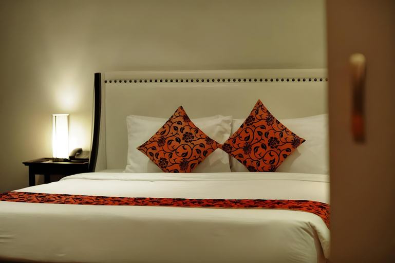 Bedroom 3, The Bless Hotel & Residence, Wattana