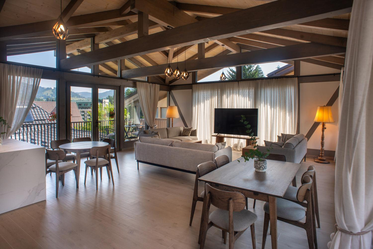 Others 5, REY Chalet, Vatra Dornei