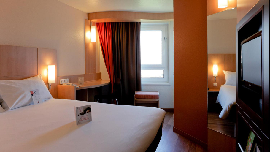 Bedroom 11