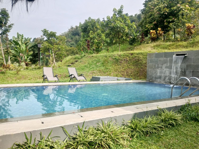 Others 3, Kebun Teduh Sukaharja Cijeruk Bogor, Bogor