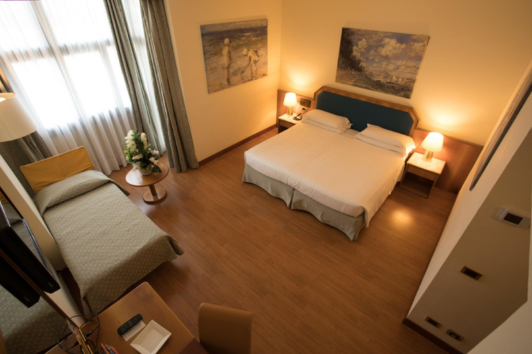 Bedroom 16