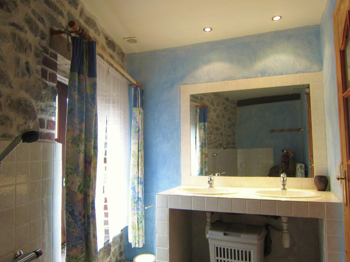 Bathroom 3, Apartment near Forest and Hiking Trails, Namur