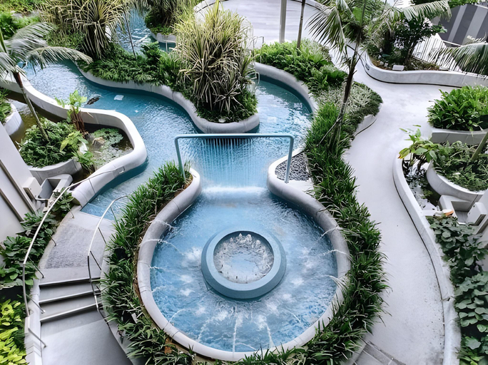 Swimming Pool 8