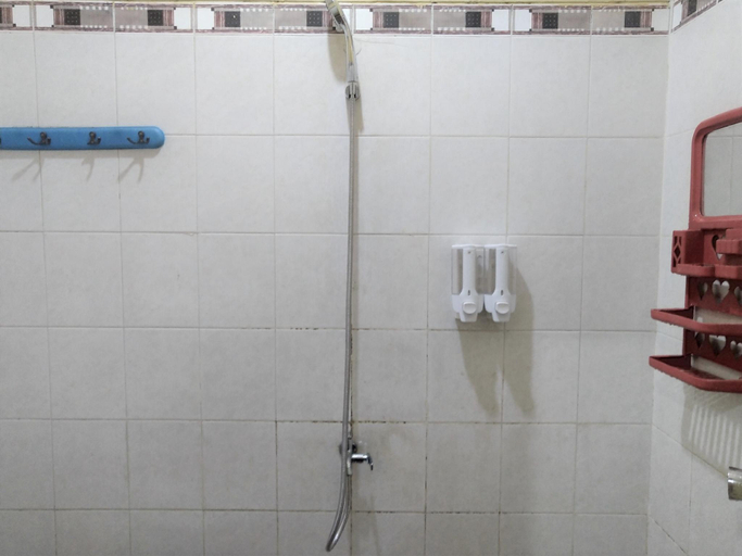 Bathroom 4