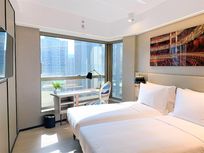 Bedroom 12