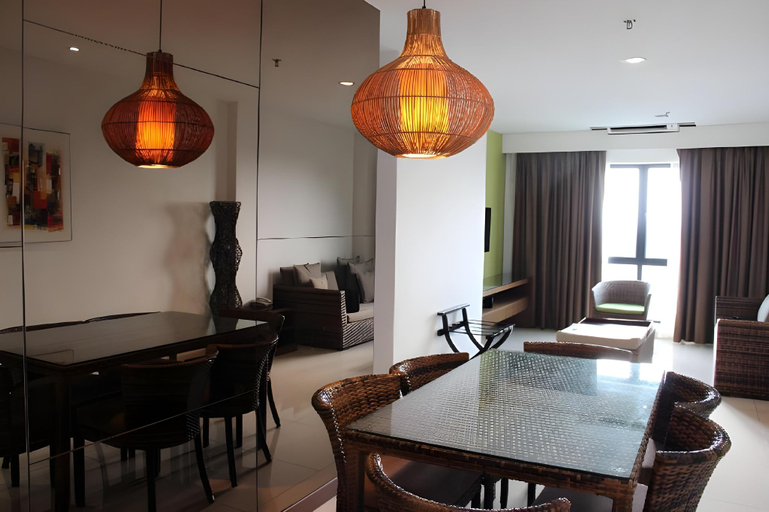 Dining Room 25
