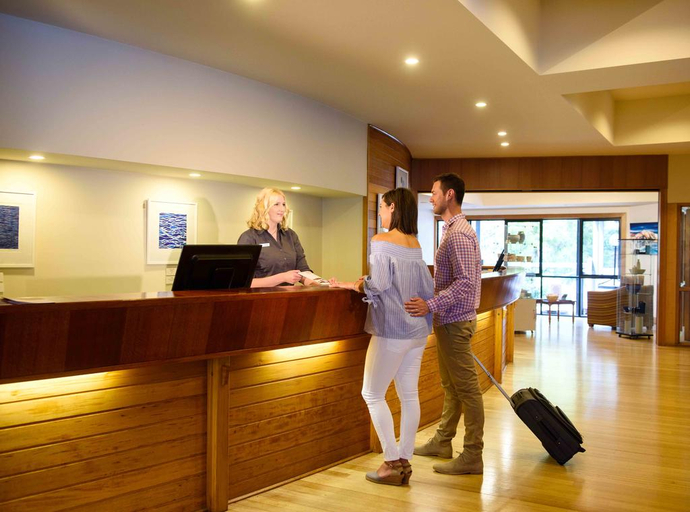 Public Area 3, Freycinet Lodge, Glamorgan-Spring Bay