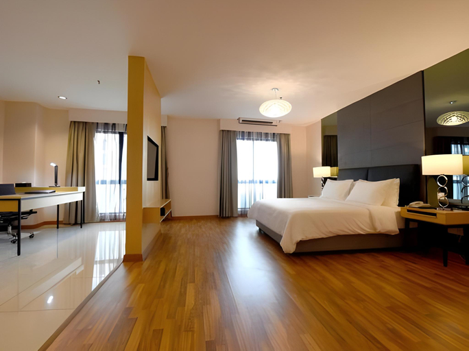 Bedroom 24