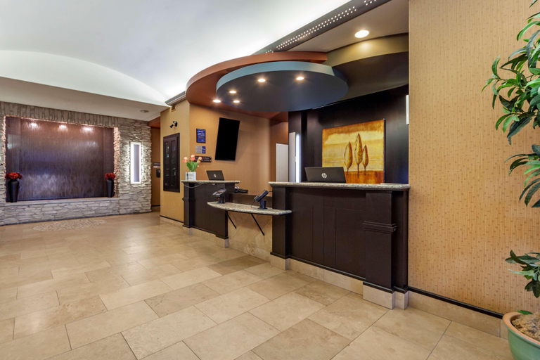 Public Area 2, Best Western Plus St. Albert, Division No. 11