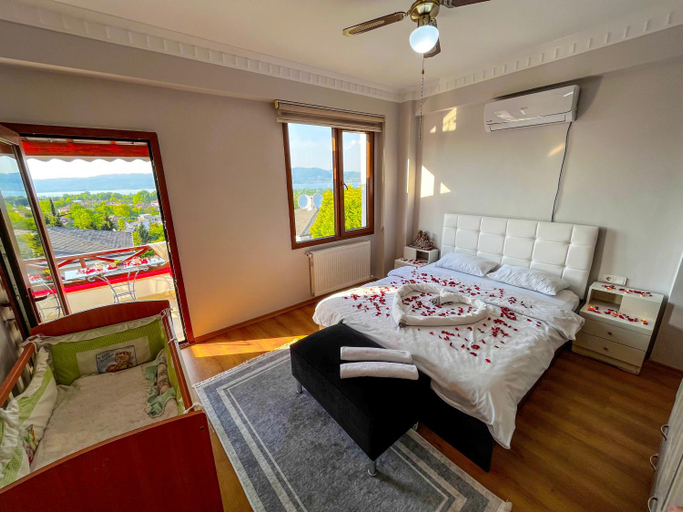 Others 5, Seyr-i Villa, Izmit